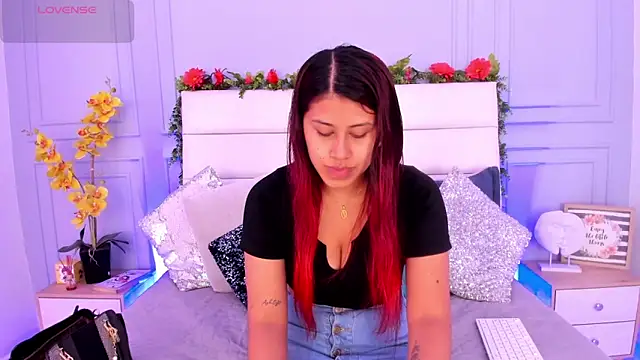 Snapshot of Karlagonzales_ chatting on 15, 3, 2025 Karlagonzales online show from 15, 3, 2025