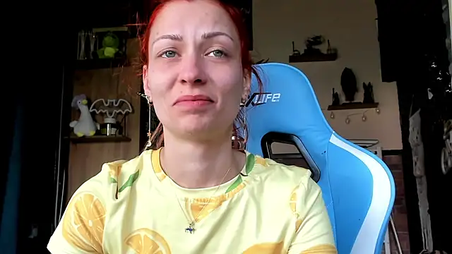 karo123421 online show from 10, 4, 2026