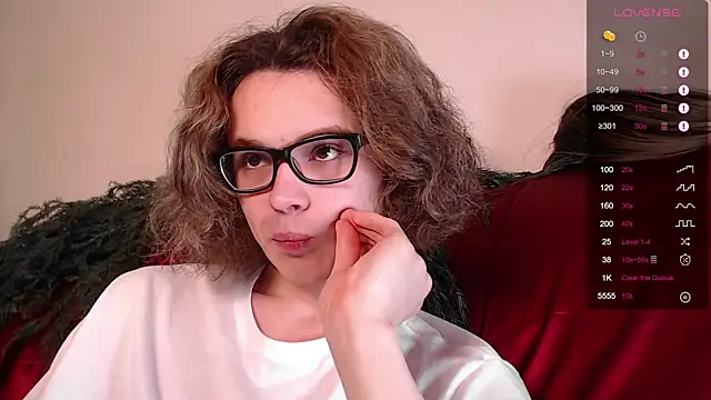 Snapshot of Herman_Elfi chatting on 11, 12, 2024 Herman Elfi online show from 11, 12, 2024