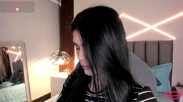 Snapshot of Veronicalanx1 chatting on 22, 4, 2026 Veronicalanx1 online show from 22, 4, 2026