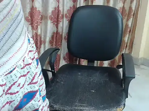 Snapshot of HOT_CHILLY chatting on 24, 6, 2026 HOT CHILLY online show from 24, 6, 2026