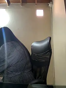 kendall 52 online show from 10, 9, 2025