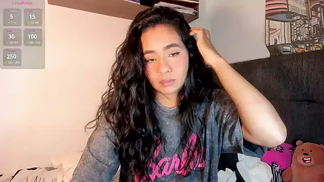 Snapshot of valeryvegas_2 chatting on 22, 10, 2025 valeryvegas 2 online show from 22, 10, 2025