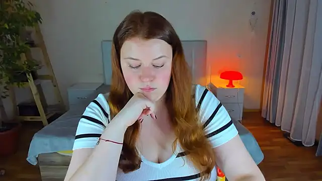 PolinaSalvatore online show from 10, 9, 2025