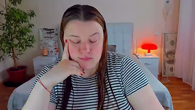 PolinaSalvatore online show from 12, 4, 2026