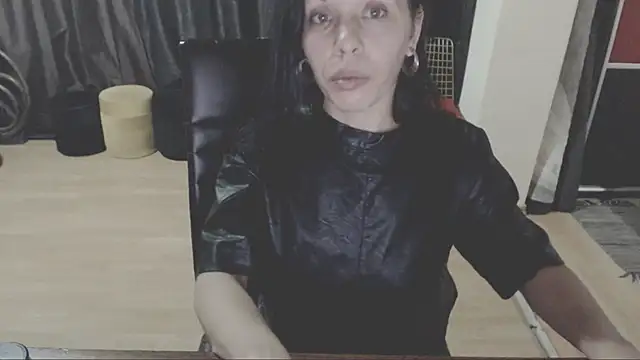 GoldenSasha online show from 23, 11, 2025