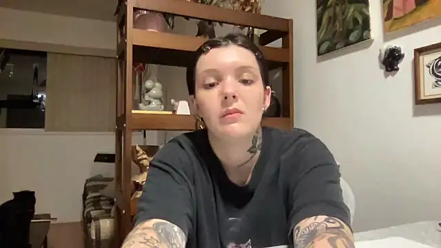 Snapshot of SweetMaisie chatting on 28, 9, 2025 SweetMaisie online show from 28, 9, 2025