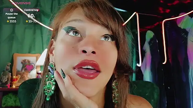 Summer XO online show from 10, 2, 2026