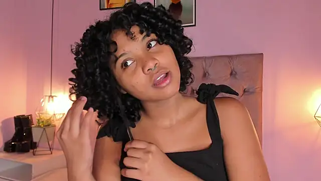 Zafiiraa online show from 10, 1, 2025