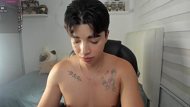 Snapshot of santy7v7 chatting on 7, 2, 2026 santy7v7 online show from 7, 2, 2026