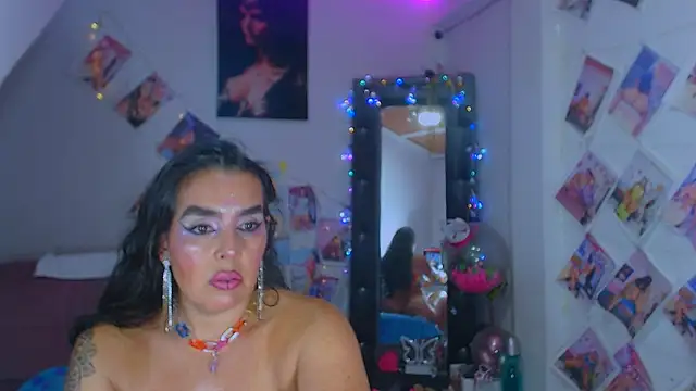 sweet vanessa 22 online show from 8, 3, 2026