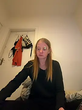 Snapshot of jannis1992 chatting on 4, 8, 2026 jannis1992 online show from 4, 8, 2026