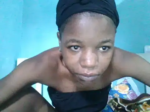 sweetchic  online show from 20, 2, 2025