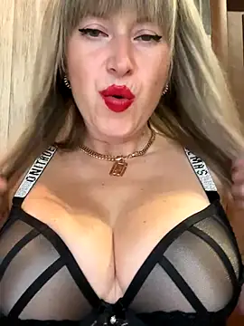 Kittenforyou online show from 8, 11, 2025