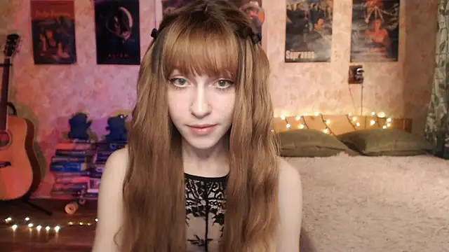 Friendly Ellie online show from 16, 12, 2024