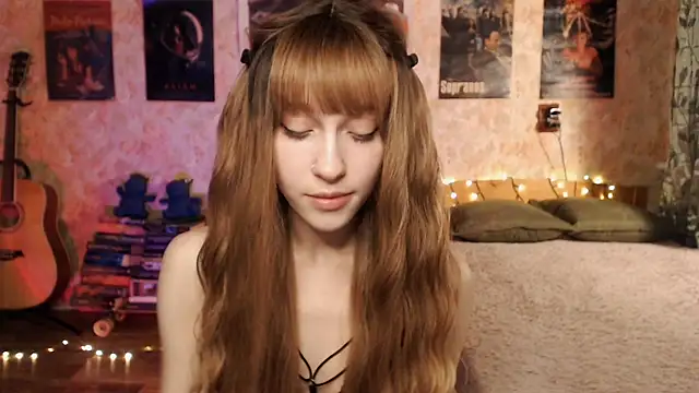 Friendly Ellie online show from 26, 12, 2024