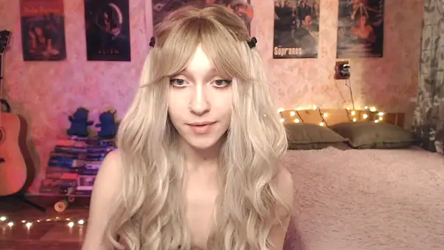 Friendly Ellie online show from 10, 1, 2025