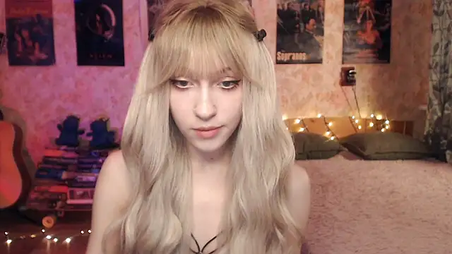 Friendly Ellie online show from 27, 1, 2025