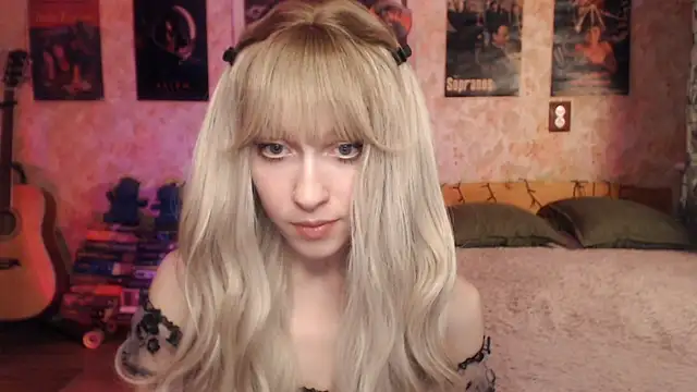 Friendly Ellie online show from 22, 3, 2025