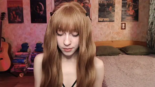 Friendly Ellie online show from 18, 11, 2025