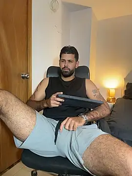 Snapshot of Justyn_Torres chatting on 31, 7, 2026 Justyn Torres online show from 31, 7, 2026