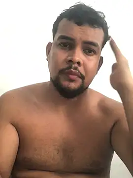 Snapshot of ElsecretodeBruno chatting on 2, 6, 2026 ElsecretodeBruno online show from 2, 6, 2026