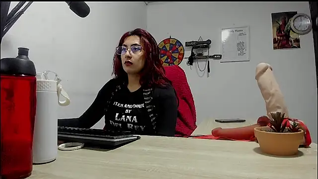Snapshot of Scarlett_Sen chatting on 20, 3, 2025 Scarlett Sen online show from 20, 3, 2025