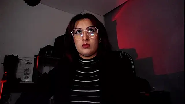 Snapshot of Scarlett_Sen chatting on 18, 9, 2025 Scarlett Sen online show from 18, 9, 2025