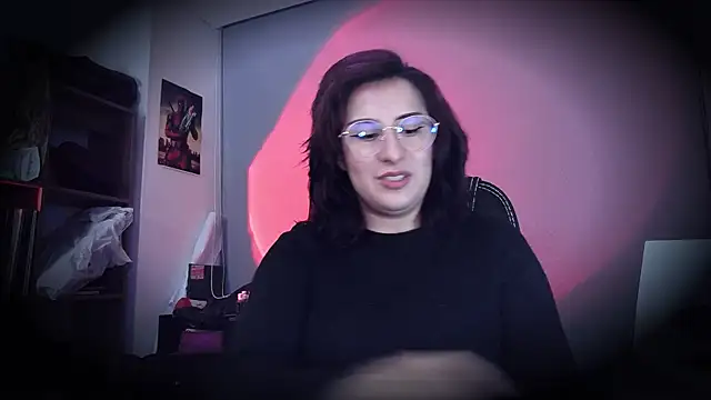 Snapshot of Scarlett_Sen chatting on 4, 6, 2026 Scarlett Sen online show from 4, 6, 2026