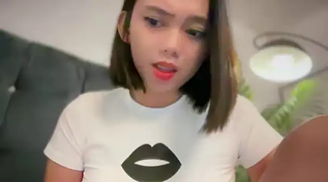 GenesisCastillano online show from 23, 2, 2025