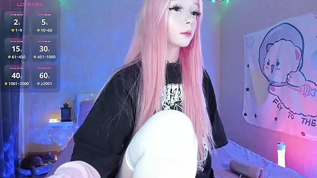 Misty Shadow online show from 19, 10, 2025