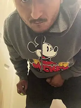 dro6969 online show from 5, 1, 2025