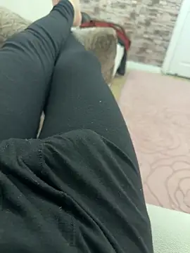 MAHKE12 online show from 4, 12, 2025