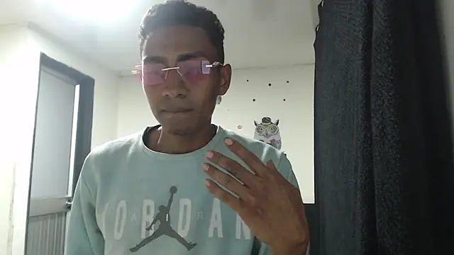 stifen  online show from 30, 1, 2025