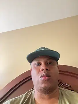 Iced cloudz online show from 10, 4, 2026