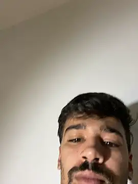 Snapshot of Hermanooooooo chatting on 18, 7, 2026 Hermanooooooo online show from 18, 7, 2026