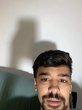 Snapshot of Hermanooooooo chatting on 28, 7, 2026 Hermanooooooo online show from 28, 7, 2026