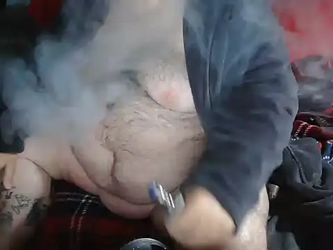 Snapshot of onkelgrau65 chatting on 15, 10, 2025 onkelgrau65 online show from 15, 10, 2025