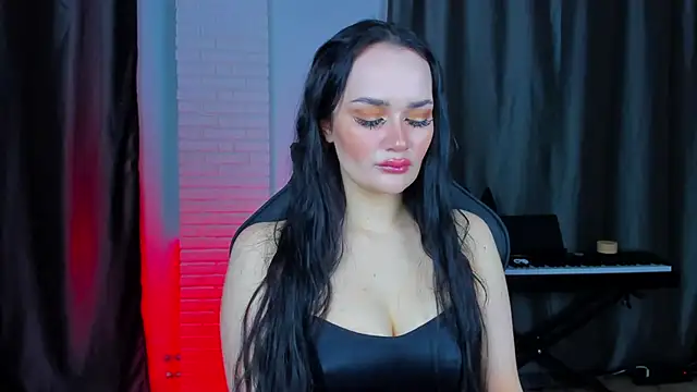 QueenAliss online show from 28, 1, 2025