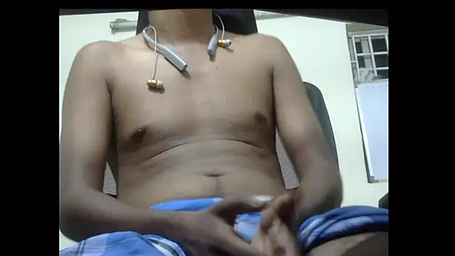 Snapshot of tamil_camguy chatting on 8, 9, 2025 tamil camguy online show from 8, 9, 2025