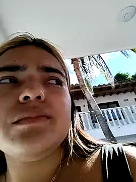 Snapshot of Mayssa_Cute chatting on 18, 12, 2024 Mayssa Cute online show from 18, 12, 2024