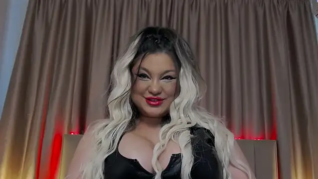 Larissa K online show from 10, 9, 2025