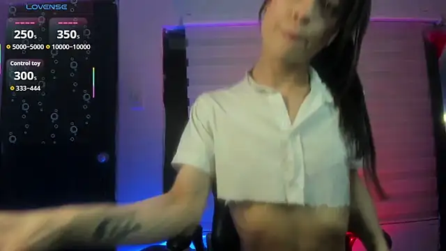 Snapshot of stormytt_ chatting on 8, 11, 2025 stormytt online show from 8, 11, 2025