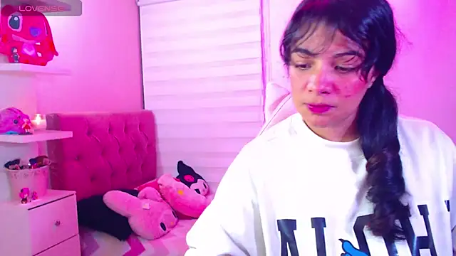 Vannessa  Shy online show from 5, 12, 2024