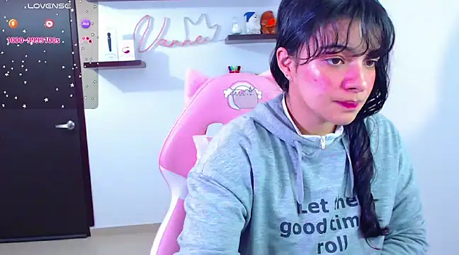 Vannessa  Shy online show from 12, 3, 2025