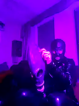 Snapshot of Crystalbitchx chatting on 11, 12, 2024 Crystalbitchx online show from 11, 12, 2024
