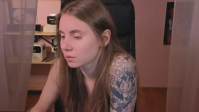 Snapshot of _AnnaStark_ chatting on 4, 10, 2025 AnnaStark online show from 4, 10, 2025
