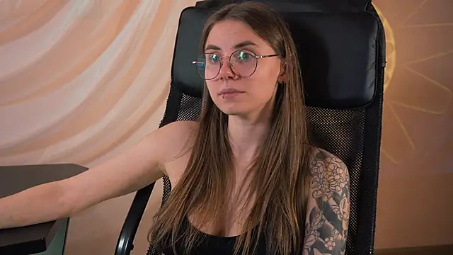  AnnaStark  online show from 26, 10, 2025