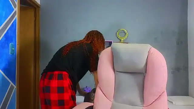 SexyLeilaa online show from 7, 2, 2025