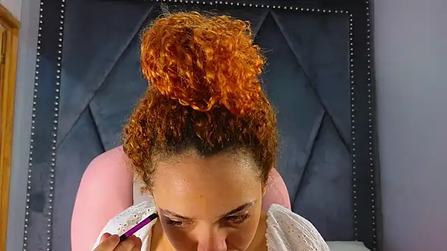 SexyLeilaa online show from 19, 3, 2025